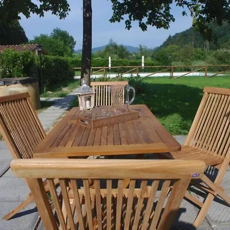 Ferienhaus Mit Privatpool Fuer 27 Personen Ca 346 Qm In Monsagrati, Toskana Provinz Lucca *