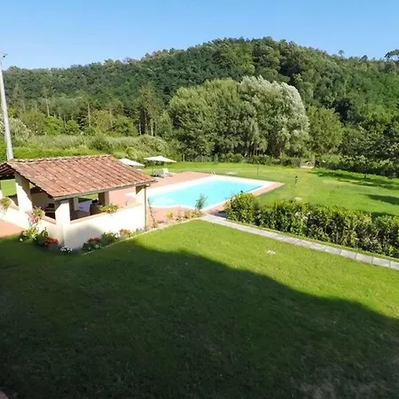 Ferienhaus Mit Privatpool Fuer 27 Personen Ca 346 Qm In Monsagrati, Toskana Provinz Lucca Monsagrati